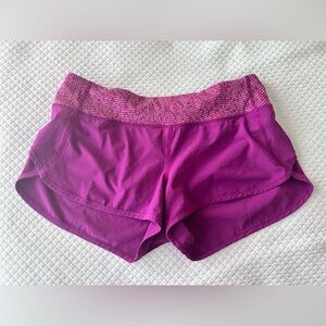 Lululemon Speed Short
Seawheeze - Regal Plum / Coded Manifesto Regal Plum